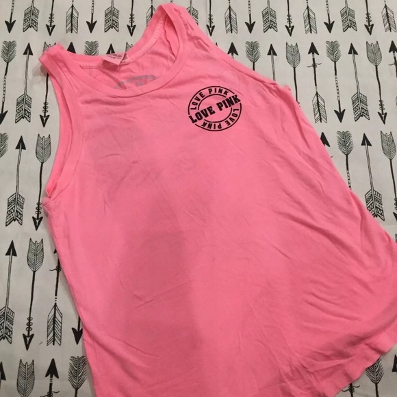 Vs pink top size small - Picture 2 of 4